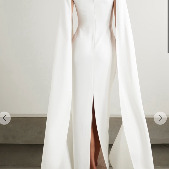 Solace London gown. Name of dress: The Sadie Maxi Dress in Cream. - Picture 4 of 5